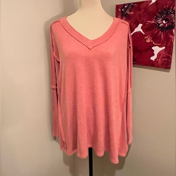 Easel Dark Apricot Oversized V-Neck Top with raw edge seaming, size Small - Picture 1 of 6
